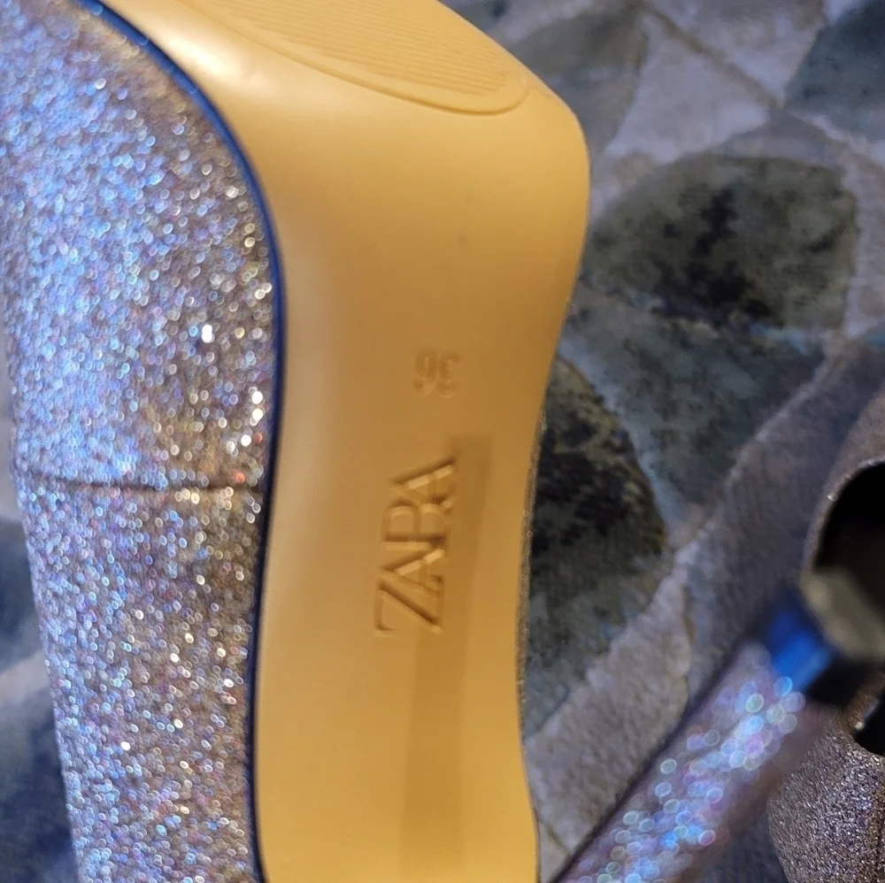 Zara Woman Gold Shimmer Glitter Stiletto - Picture 9 of 12